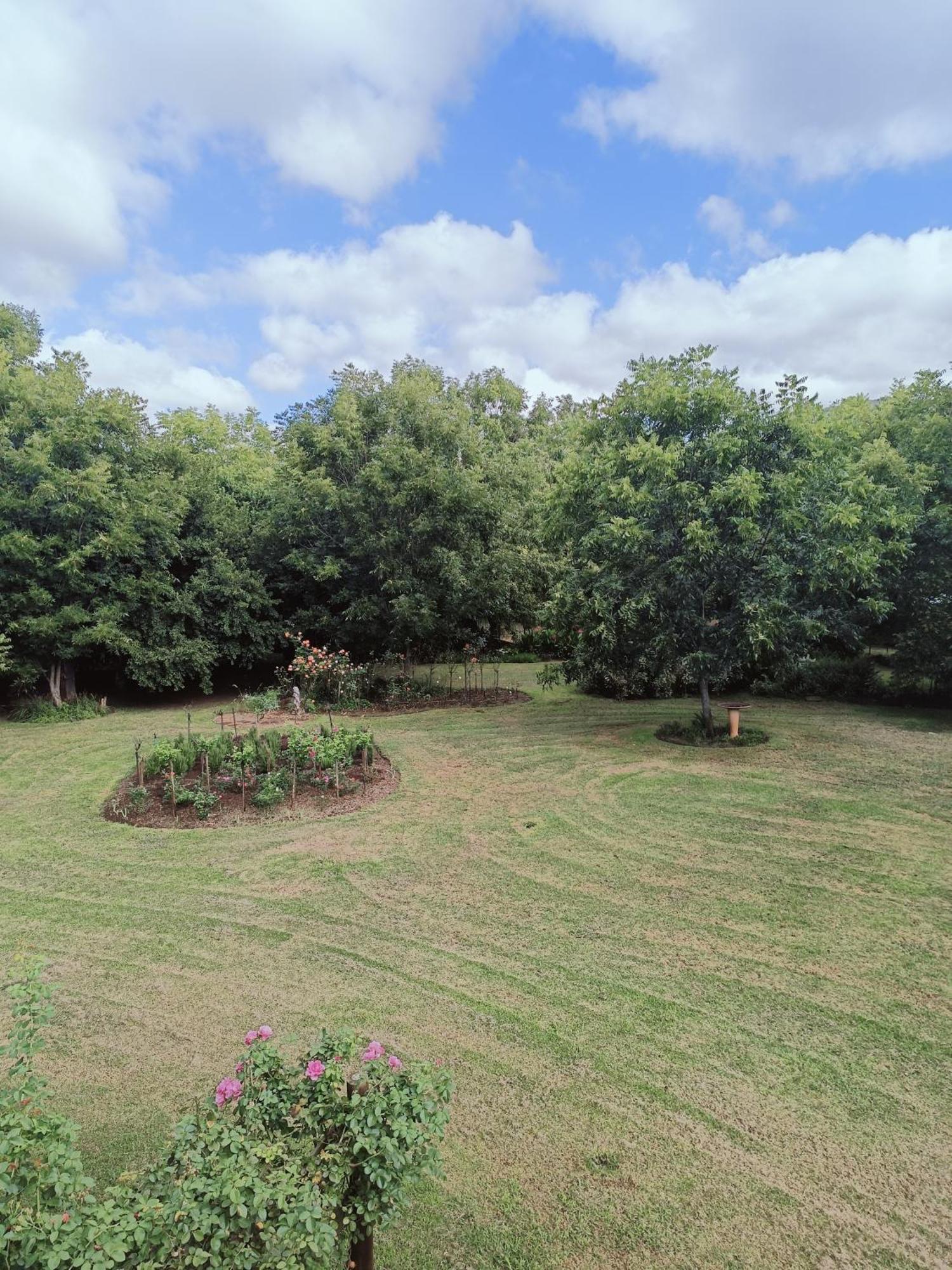 Millstream Inn Guest House Skeerpoort Bagian luar foto