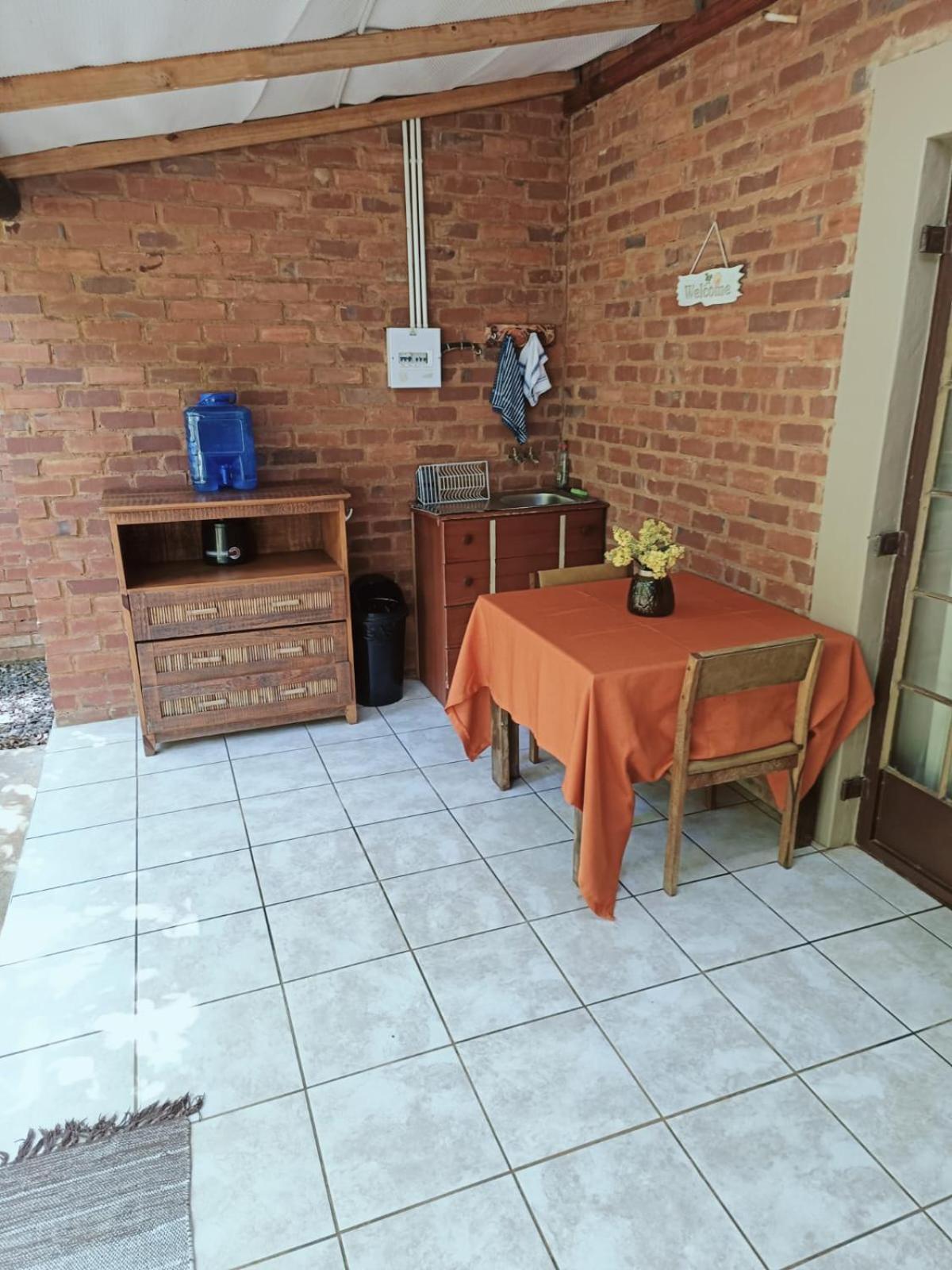 Millstream Inn Guest House Skeerpoort Ruang foto