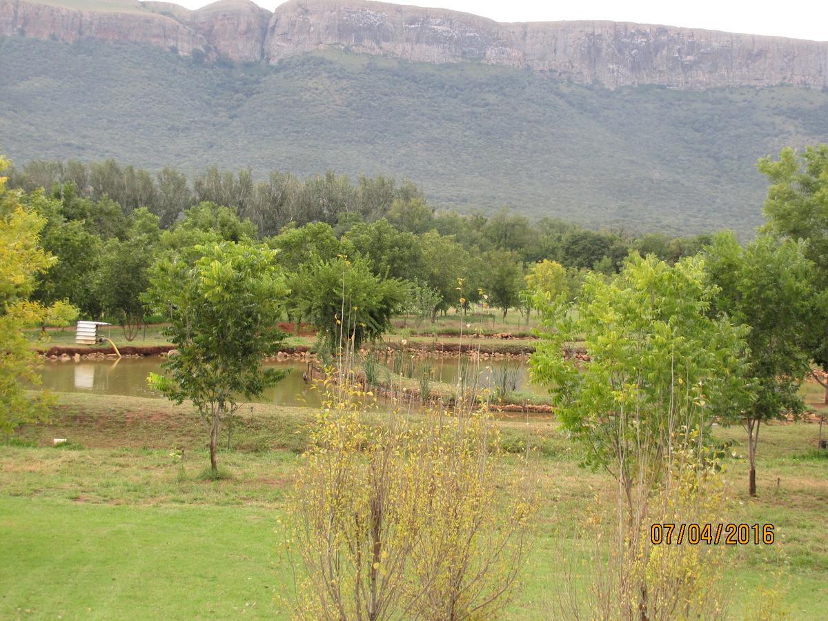 Millstream Inn Guest House Skeerpoort Bagian luar foto